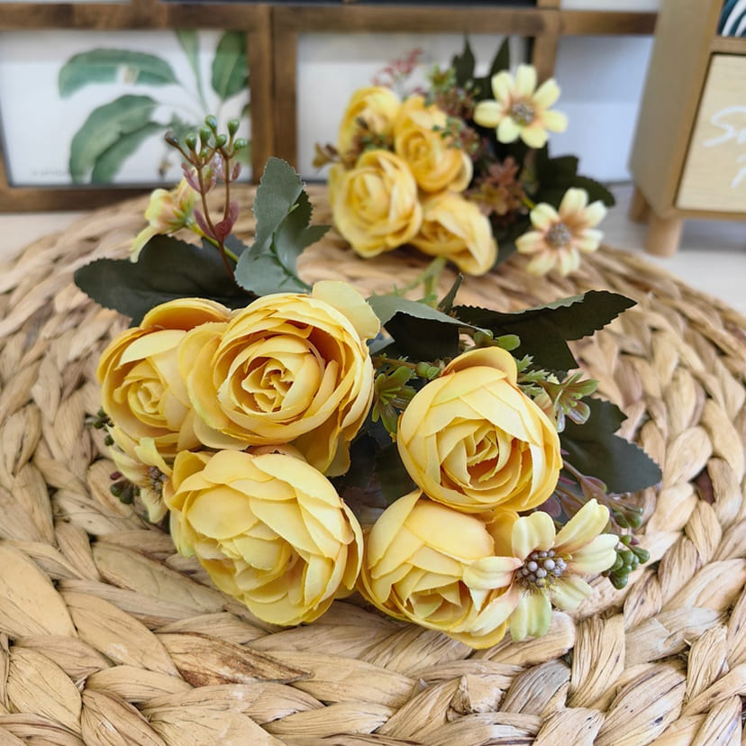 Искусственные цветы в Новосибирске | Цветы искусственные «Камелии с мелкоцветом», желтые, букет