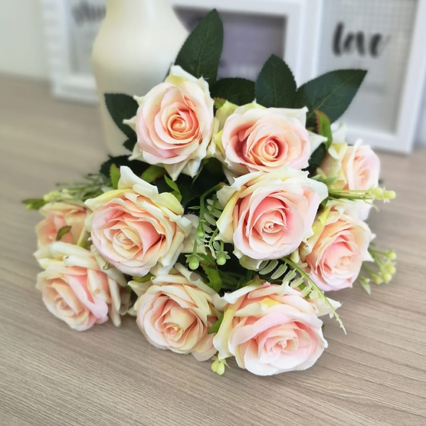 Искусственные цветы в Новосибирске | Цветы искусственные «Розы острые», розовато-молочные, букет